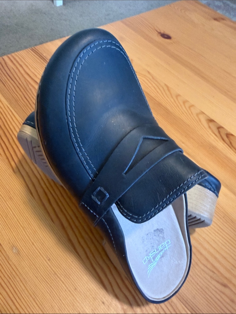 Dansko Bel Black Oiled Pull Up Clog Black - Picture 7 of 8